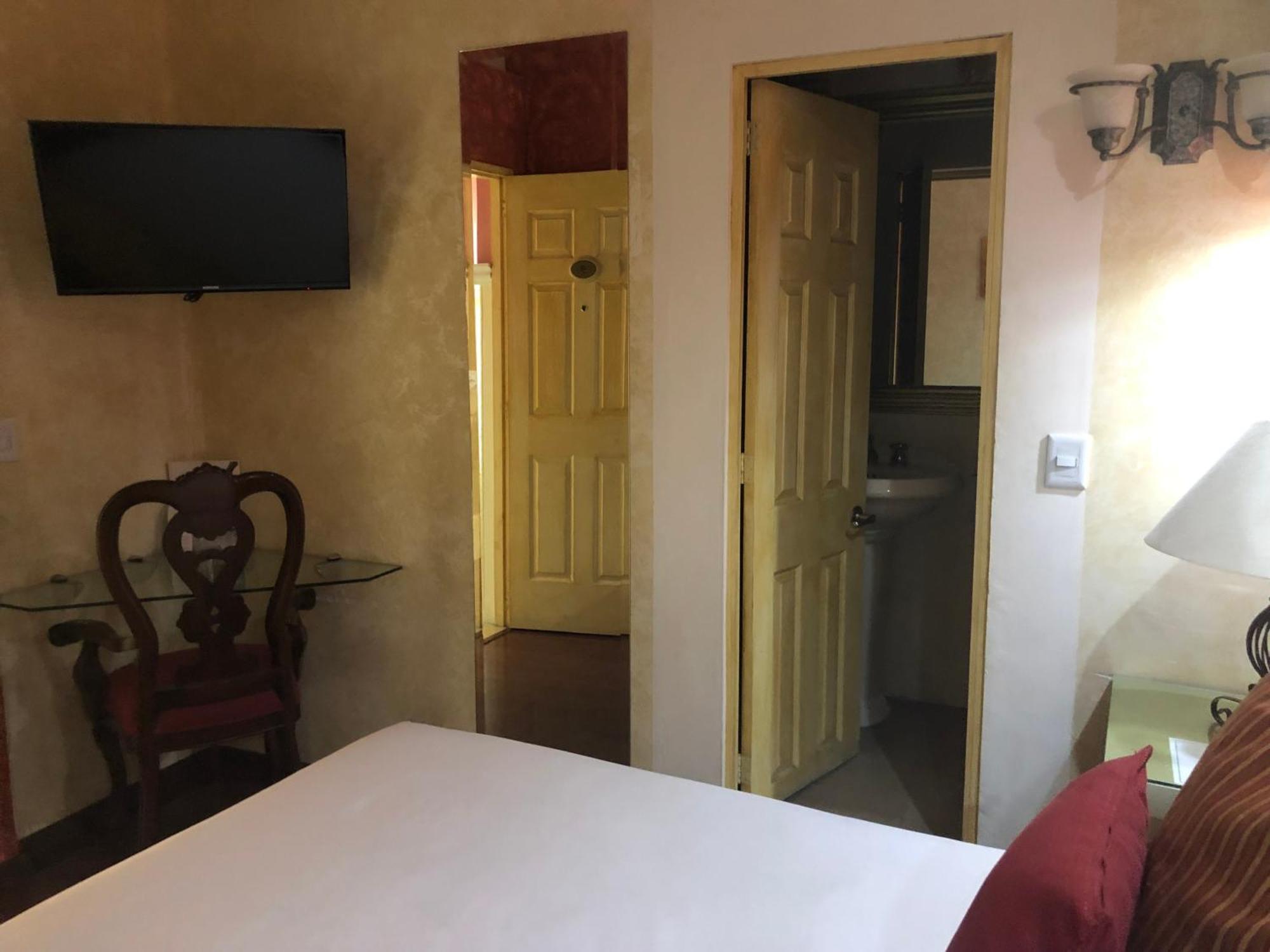 Hotel Elena