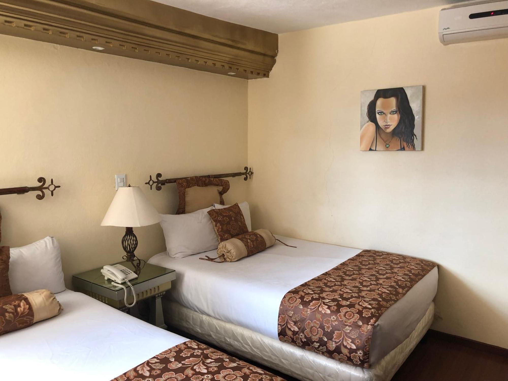 Hotel Elena
