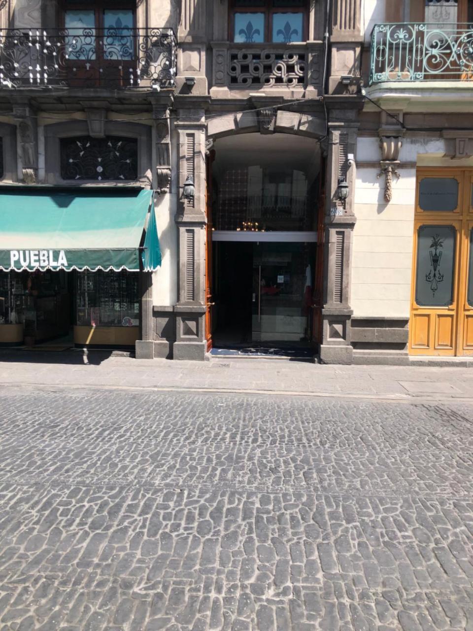 Elena 4* Heroica Puebla de Zaragoza